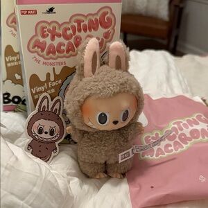 Pop Mart Labubu Macaron Toffee